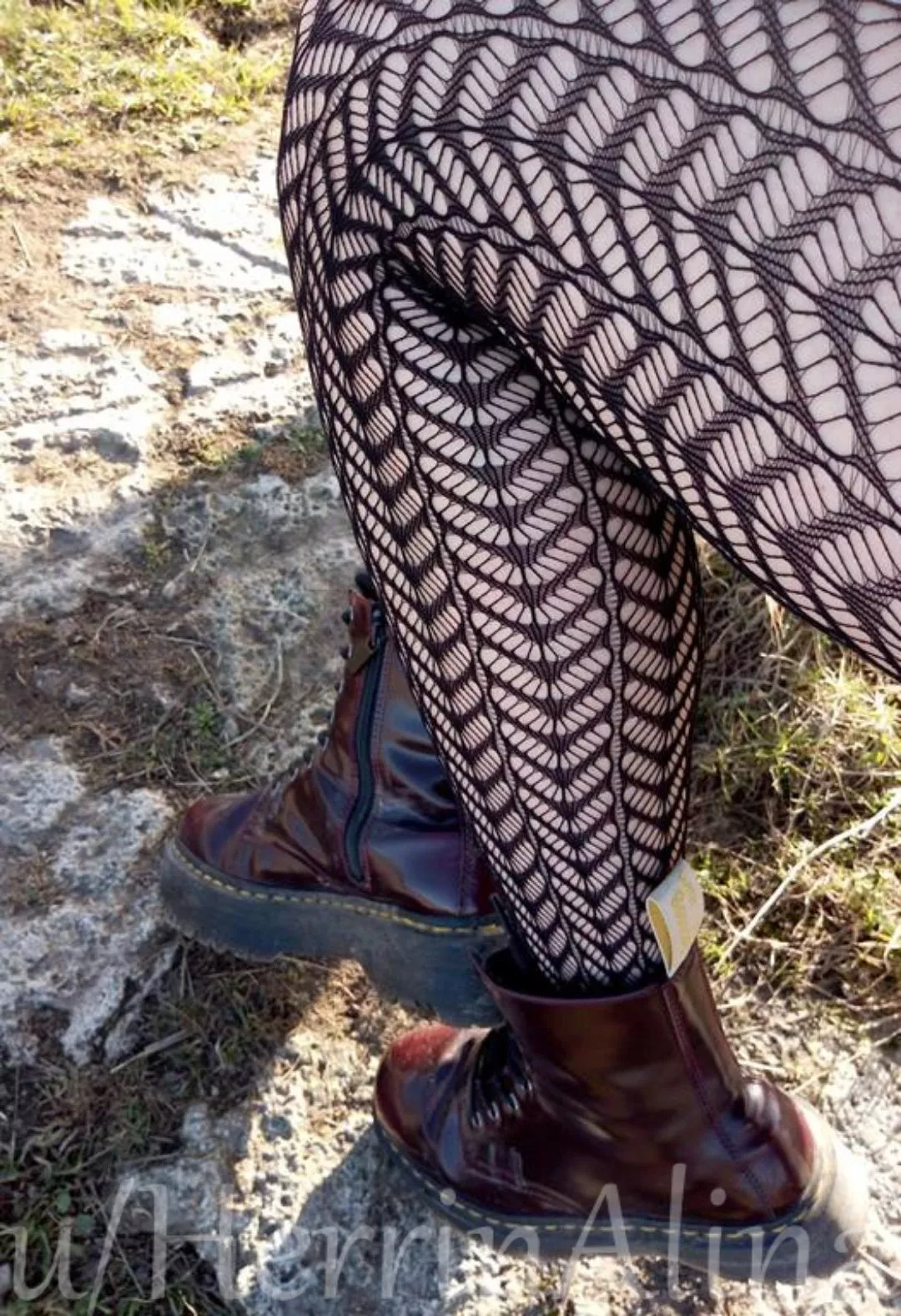 fishnets and red boots ❤️