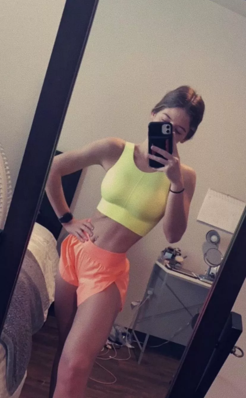 Fit girl 🥵