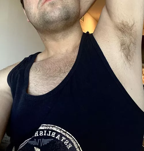 Flaunting the pits today 😜