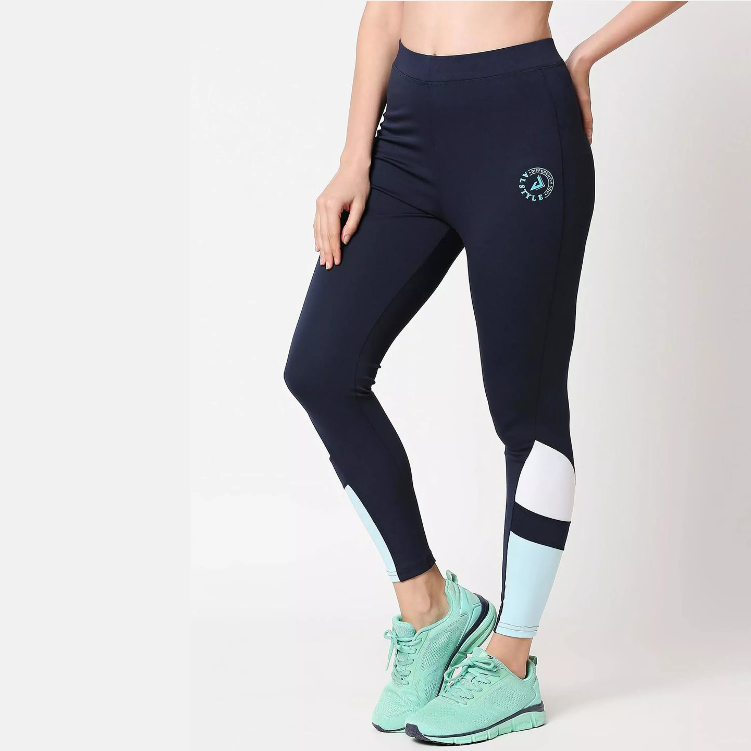 Flexible Flared Leggings