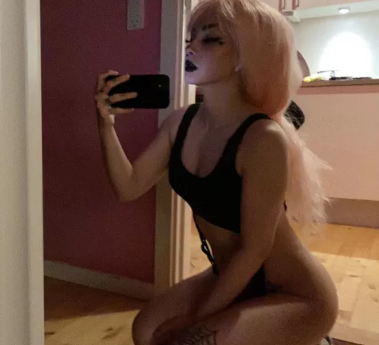 ♡ for the few who likes my posts ♡