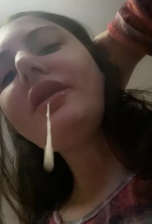 🚨 Free OF page! Southern beauty with a flawless body! Let me spit on you!! Come see me. Info in comments!!