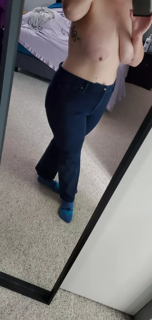 Fresh out of the shower, I don't want to put a top on though. [F]