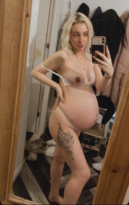 Fuck might have to get pregnant again🙈🙈