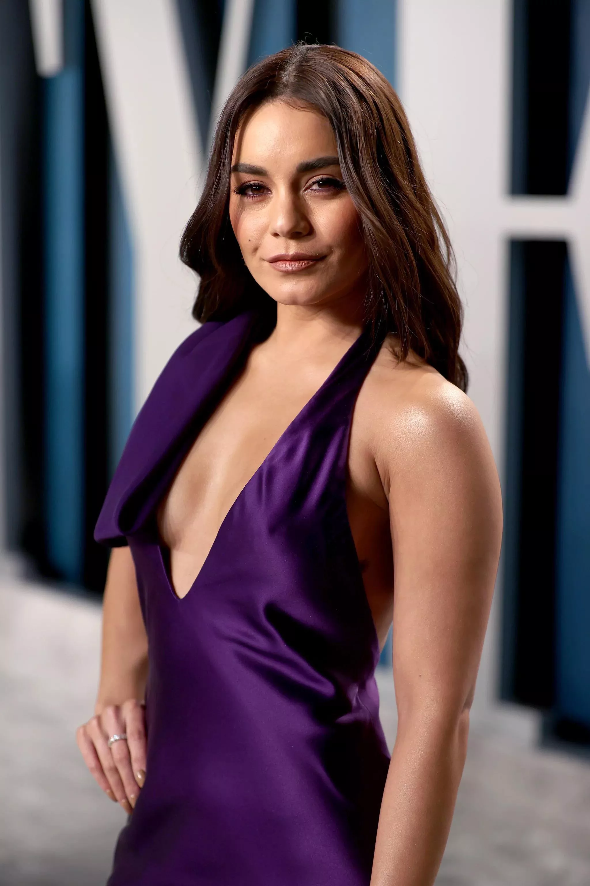 Fucking my fleshlight to Vanessa Hudgens rn, trying hard not to moan loudly