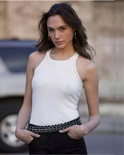 Gal gadot looking cute
