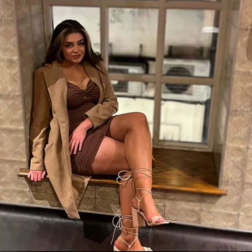 Georgia Baines dressed up