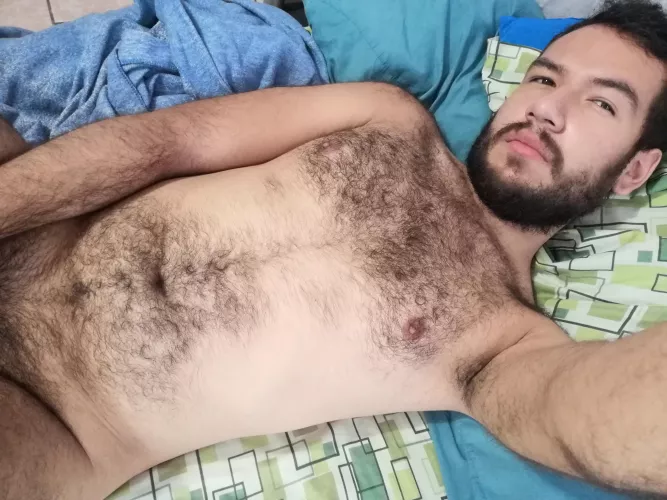 Get in bed and cuddle with me 💕