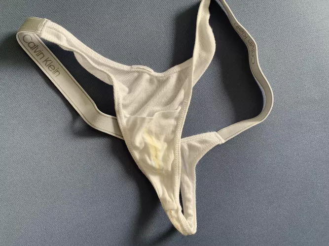 GF got horny at work 👸🏼💦 sharing allowed