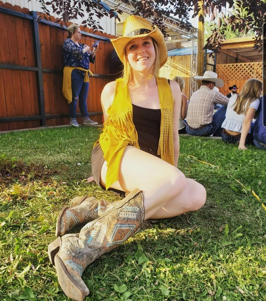 giddy up