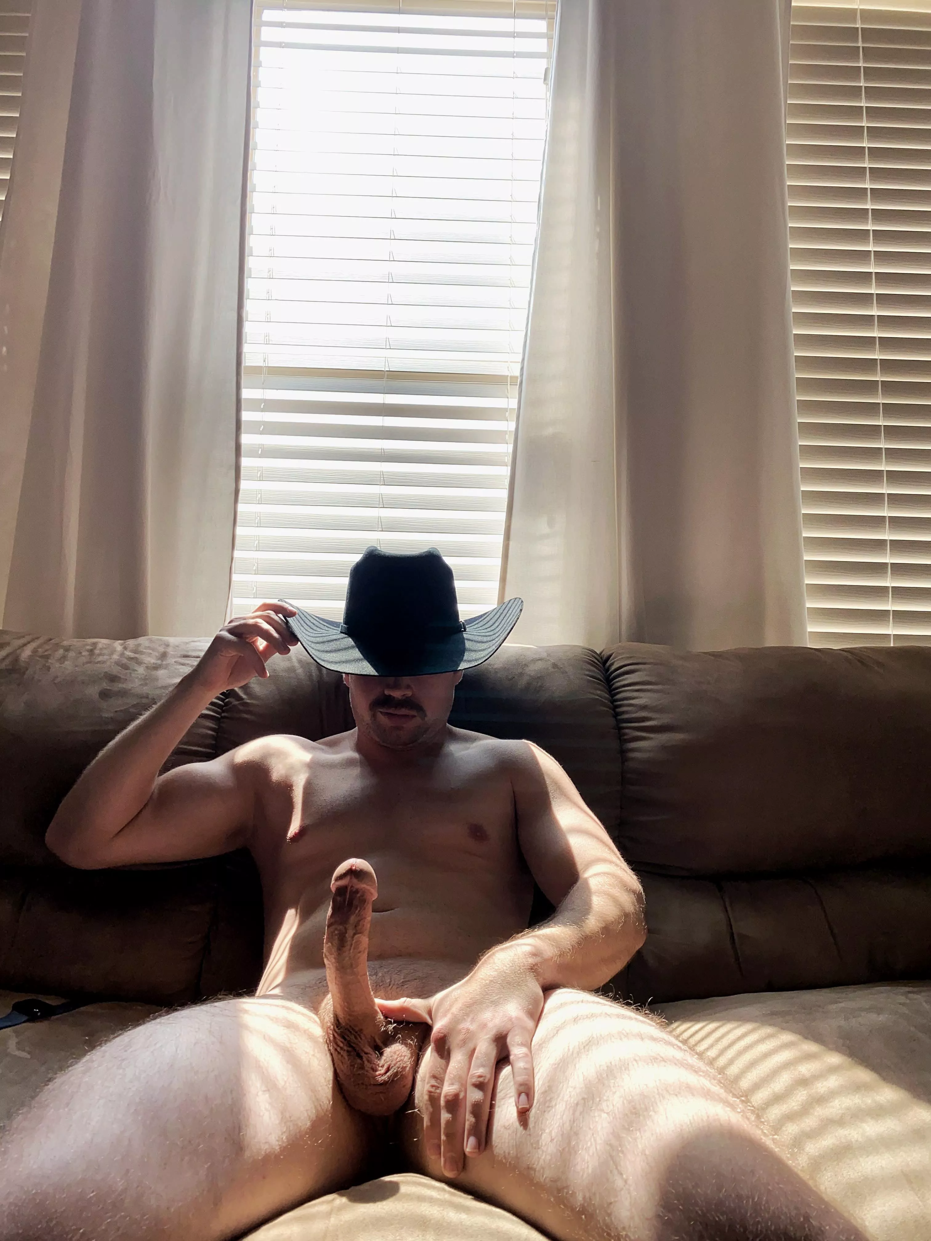 Giddy up[36]