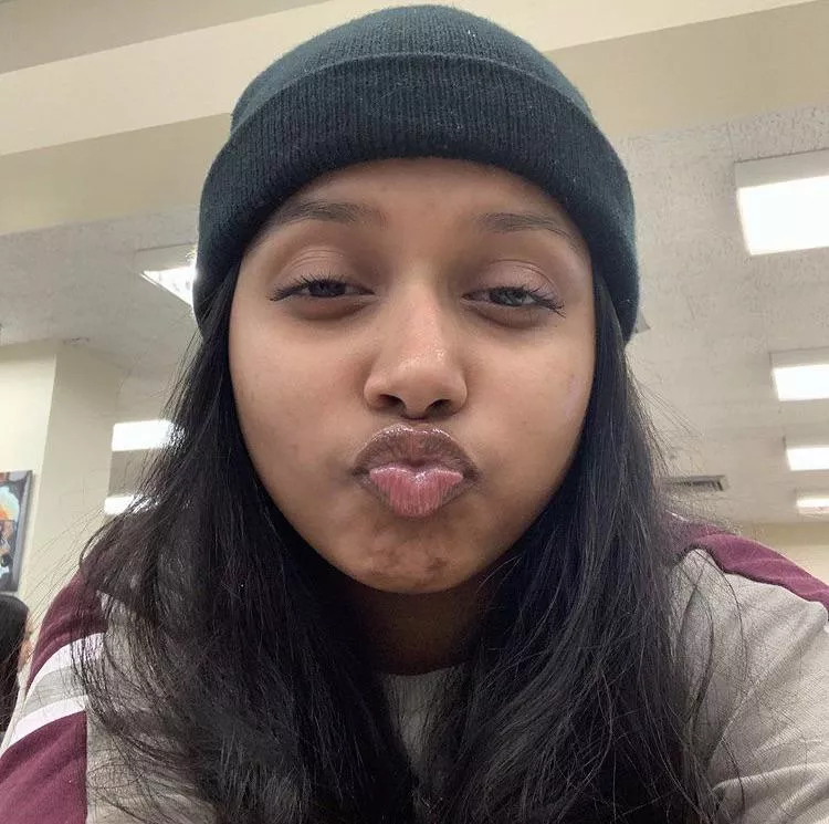 Gimme a kiss then fuck me 👀