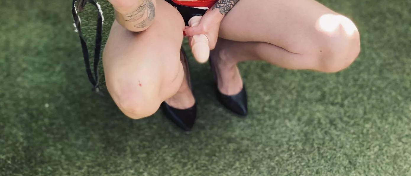 Good grip 😜😈