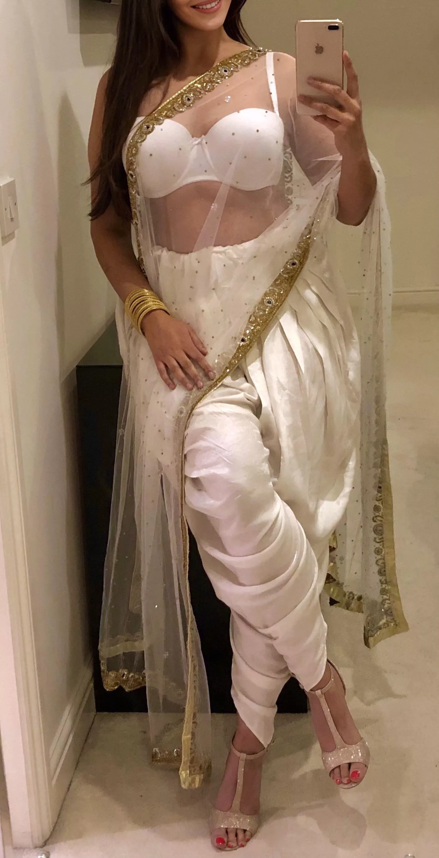Good things don't always come in small packages...👄 British Punjabi Indian