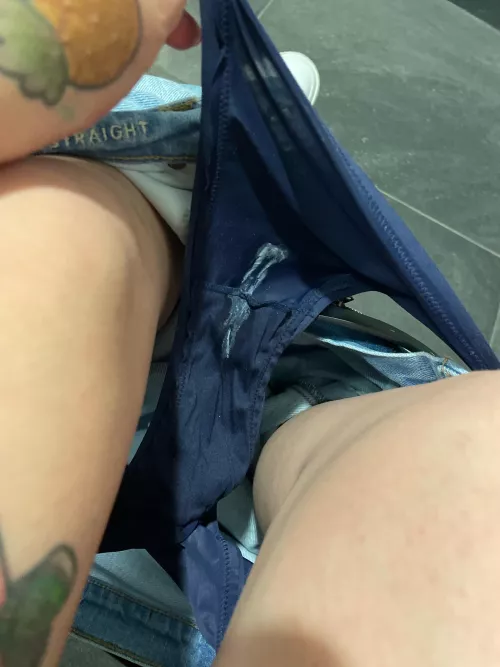 Got a little excited at work today 🤤 come clean me up please