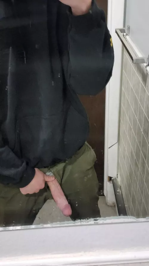 Got horny at work 🙄