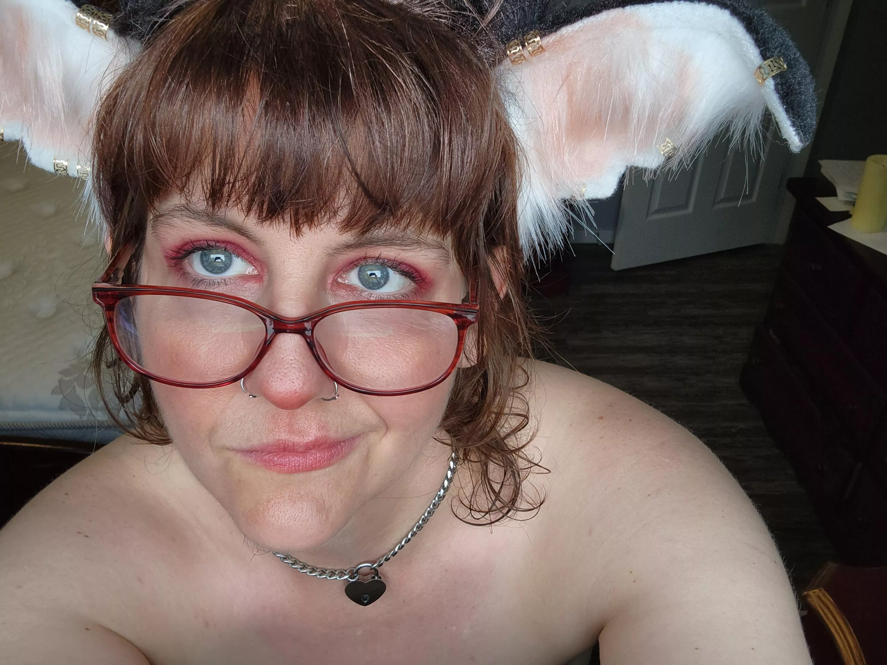 Got my big ears out