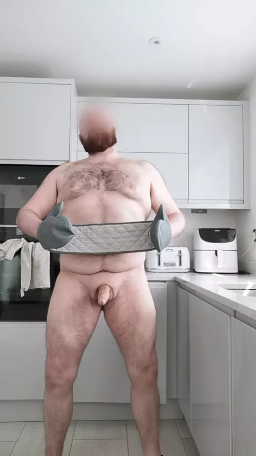 got some hot buns that need a spanking?