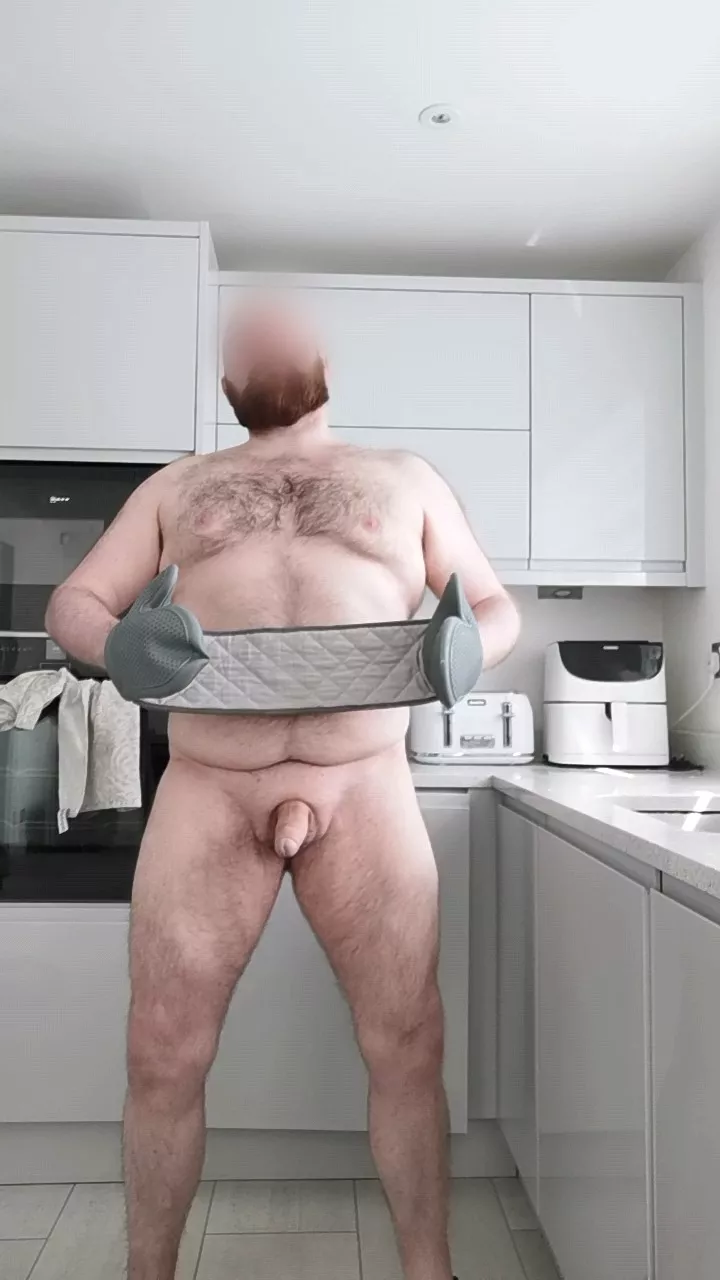 got some hot buns that need a spanking?