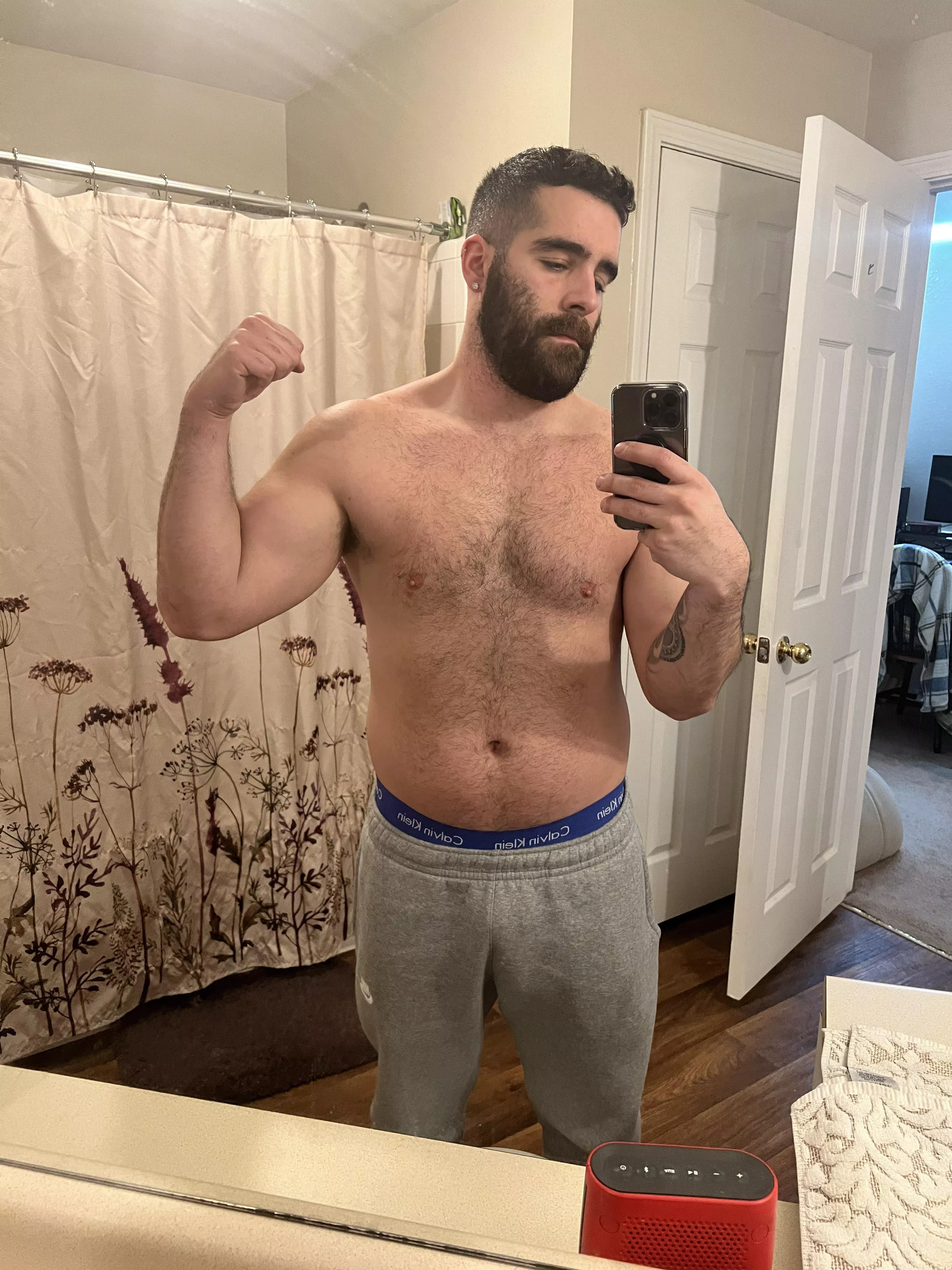 Grey sweats 😜