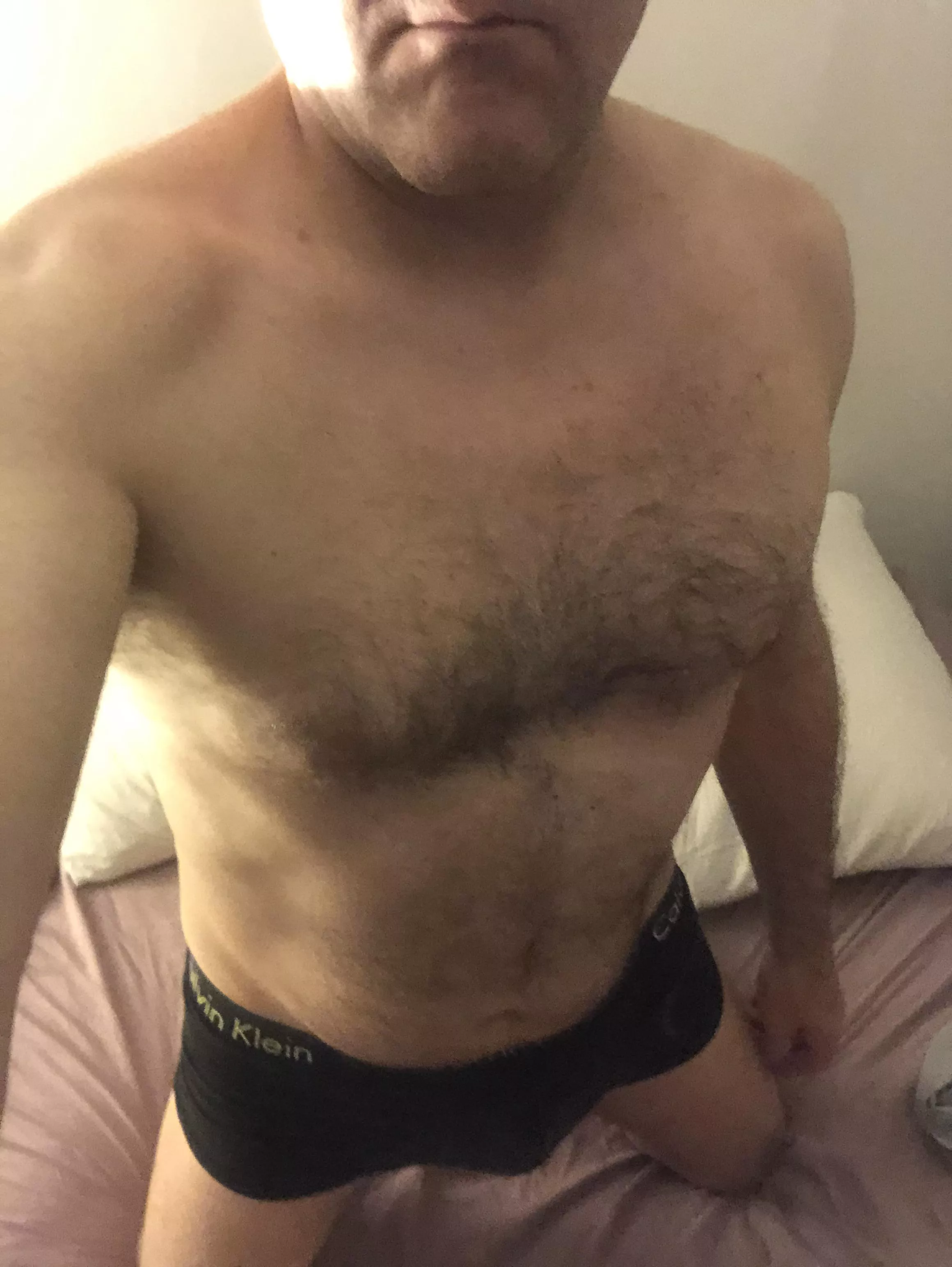 H45 dom expérimenté cherche jeune soumise parisienne. Écrivez moi en DM pour proposer votre candidature. H45 dom expérimenté cherche jeune soumise parisienne. Écrivez moi en DM pour proposer votre candidature.