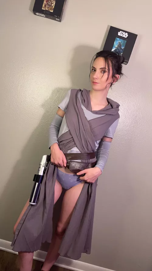 Had a lot of fun with this Rey StarWars Cosplay😁 [F]