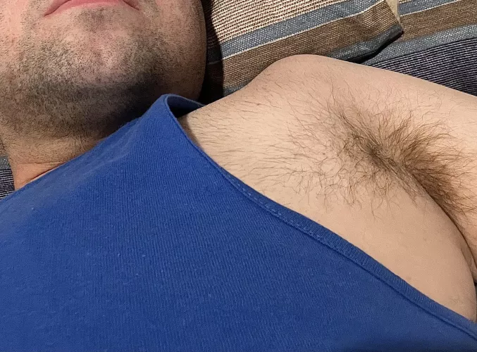 Hairy pit 😏