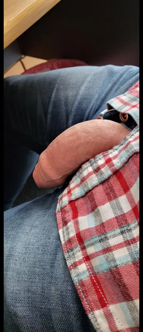 Hanging out under my desk! 😋