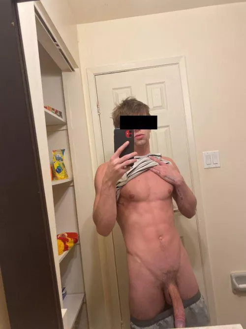 Happy Friday everyone 🎉🥳