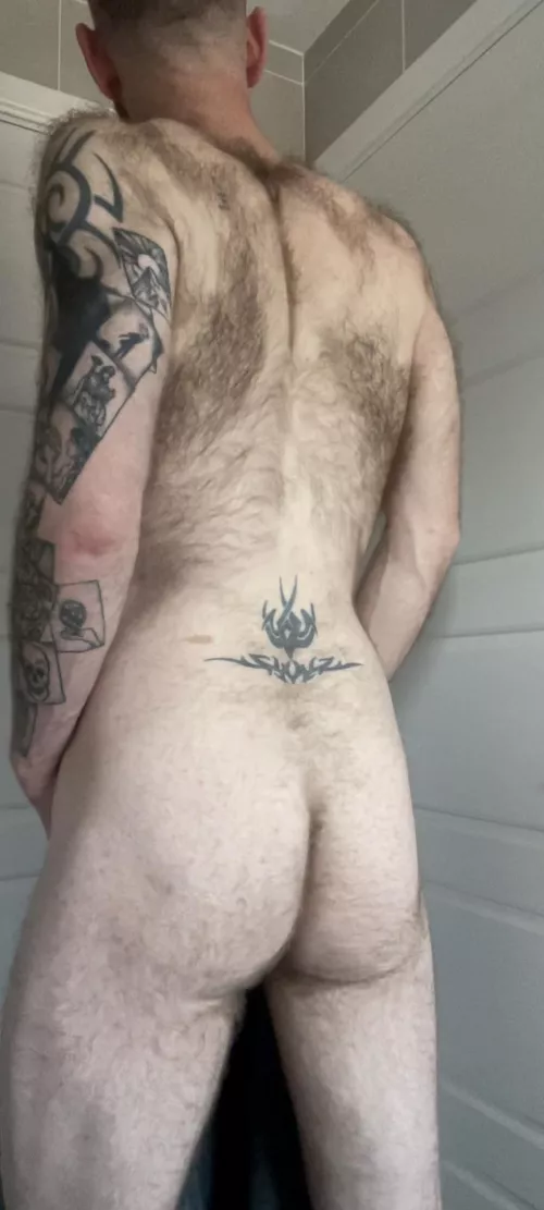 Happy Furs-day 🍑😜