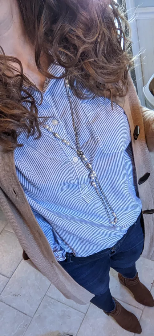 Happy International Women's Day to all the everyday, normal, amazing women. You're killing it just being who you are! [F]