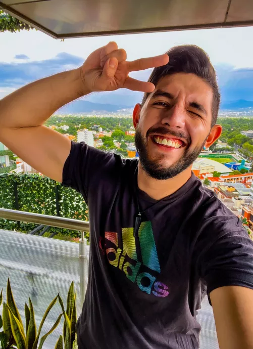 Happy Monday! 🌈🙂