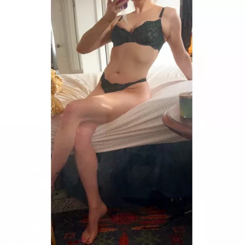 🥑 Happy Monday 🌵