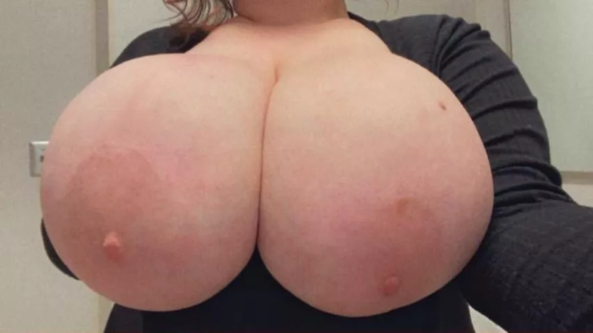 Happy Titty Tuesday (OC 💕)