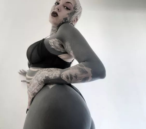 Have a great fukkin day 🖤