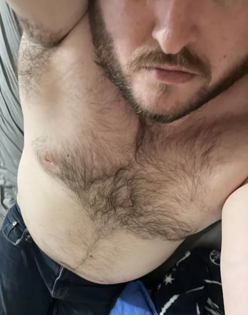 Have not showered in days, need a boi to lick me clean. PMs open