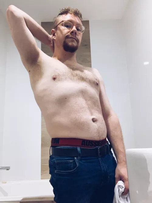 Haven’t been able to gym in ages but feeling confident! How are you all doing??