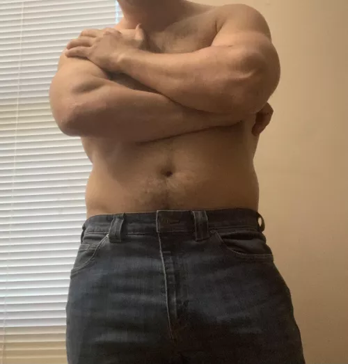 Heard ya need a jar of pickles opened 😋