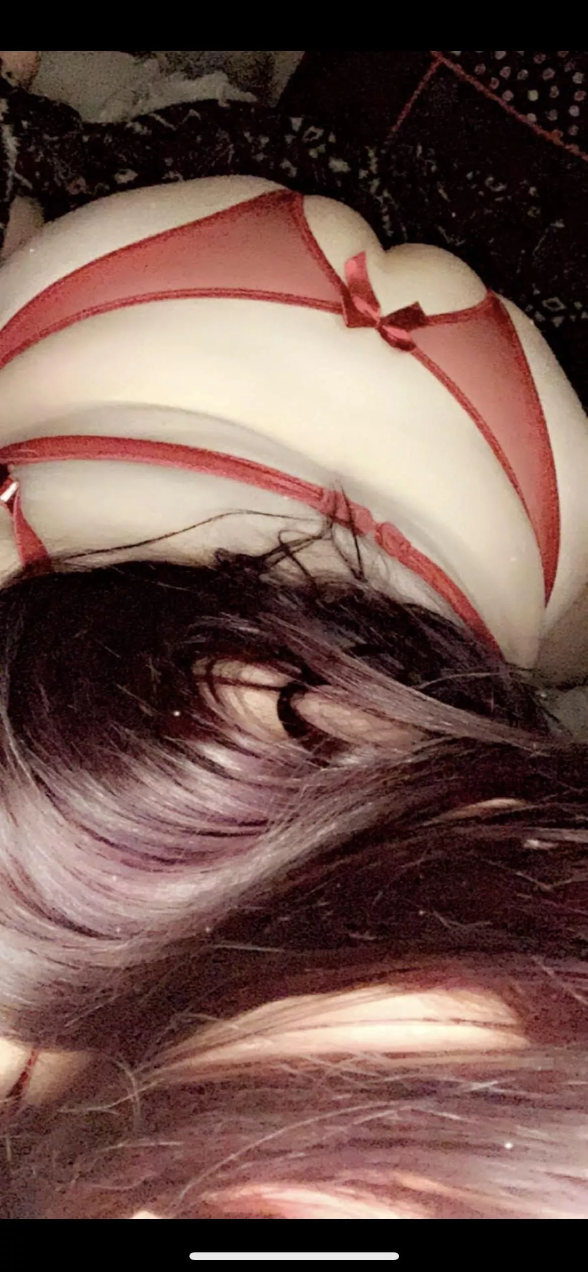 Heart shaped booty 🫣❤️ let me know if you wanna see more 😉