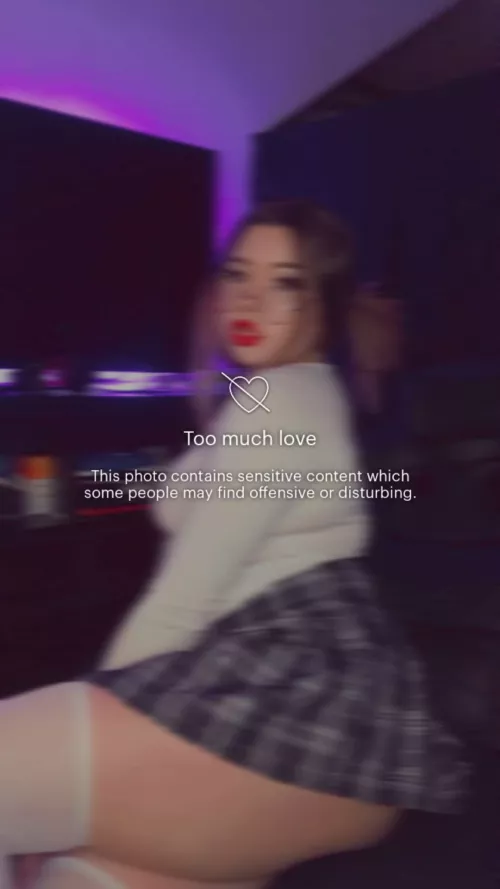 Hello. First time posting here. 😘