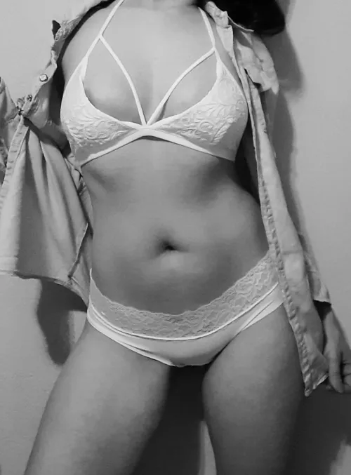 hey, am I your type? 😈 needy slut here ready for you 🔥