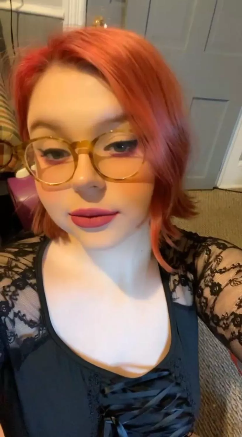 Hey babes 😘 [f]