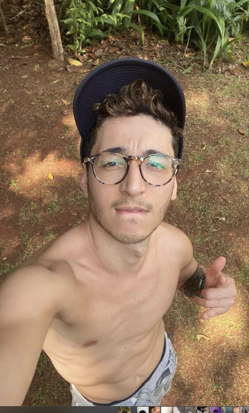 Hey 🤟🏻