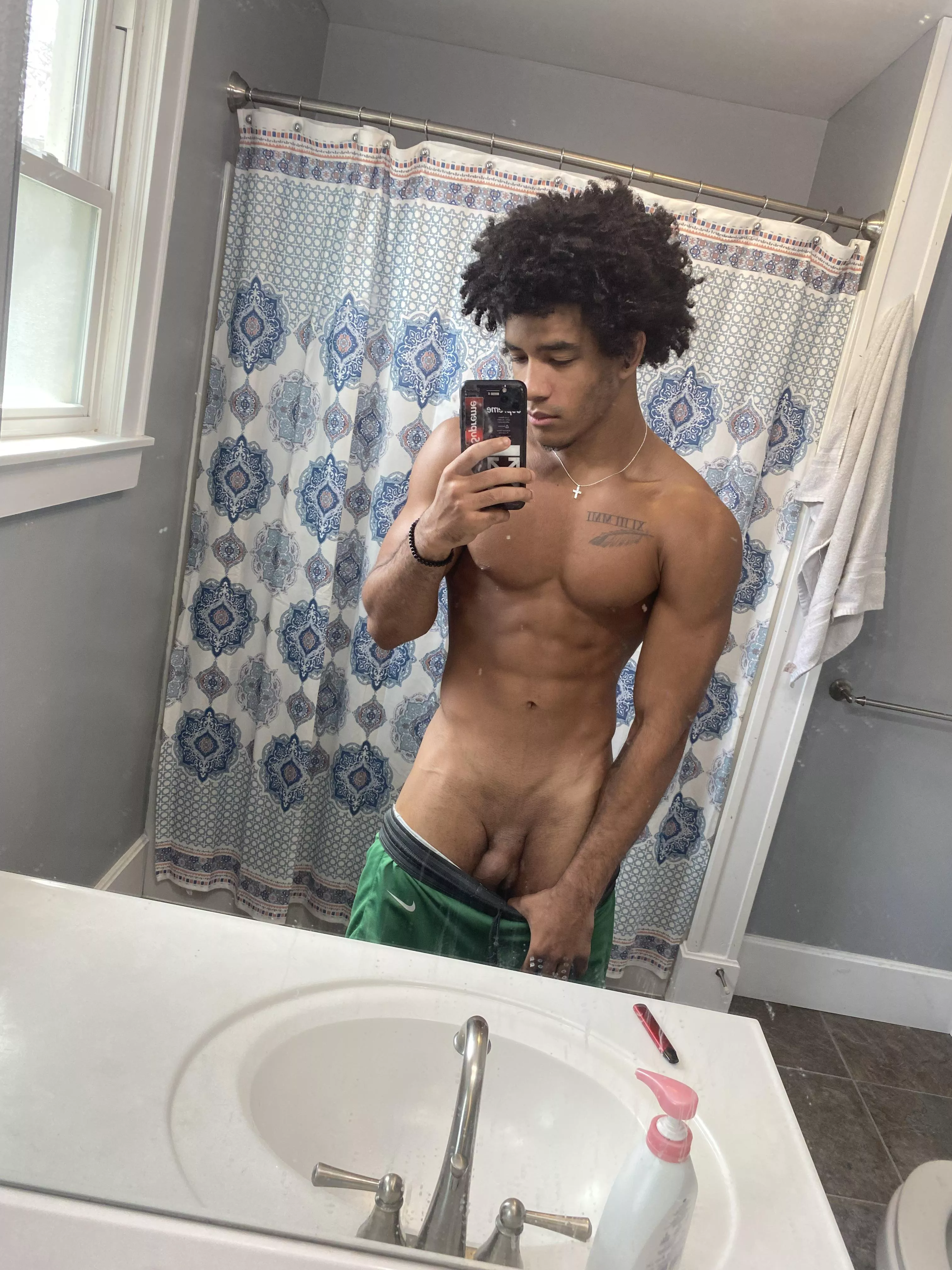 Hey 😝😝