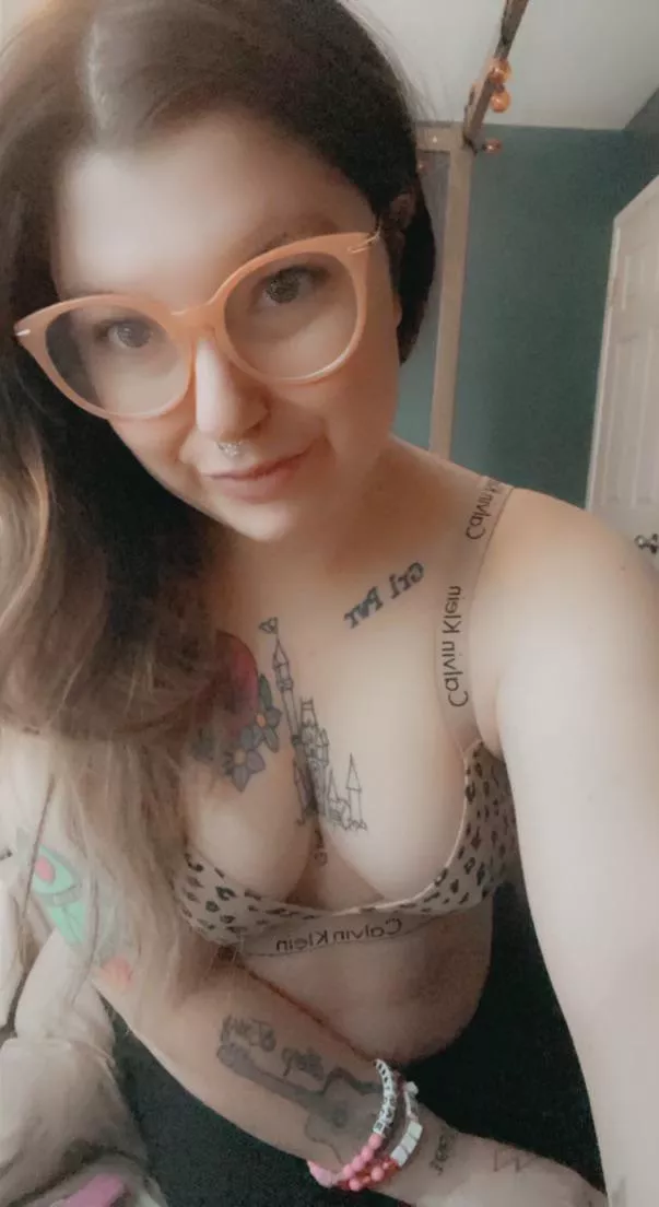 Hey I’m Francesca 😍 I’m available for sexting, customs and lives all day 😘 Cum play with me ❤️ link in the comments 😜 Hey I’m Francesca 😍 I’m available for sexting, customs and lives all day 😘 Cum play with me ❤️ link in the comments 😜