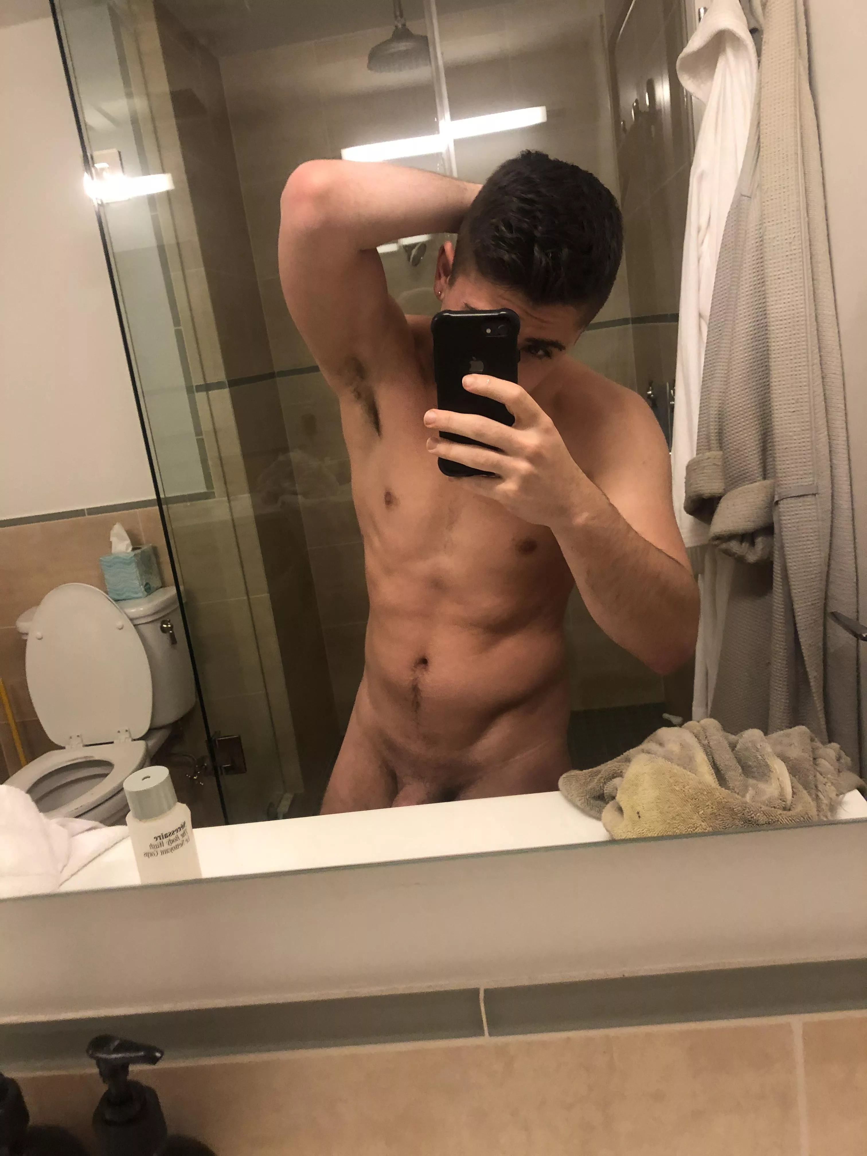 Heyo (24 years old)