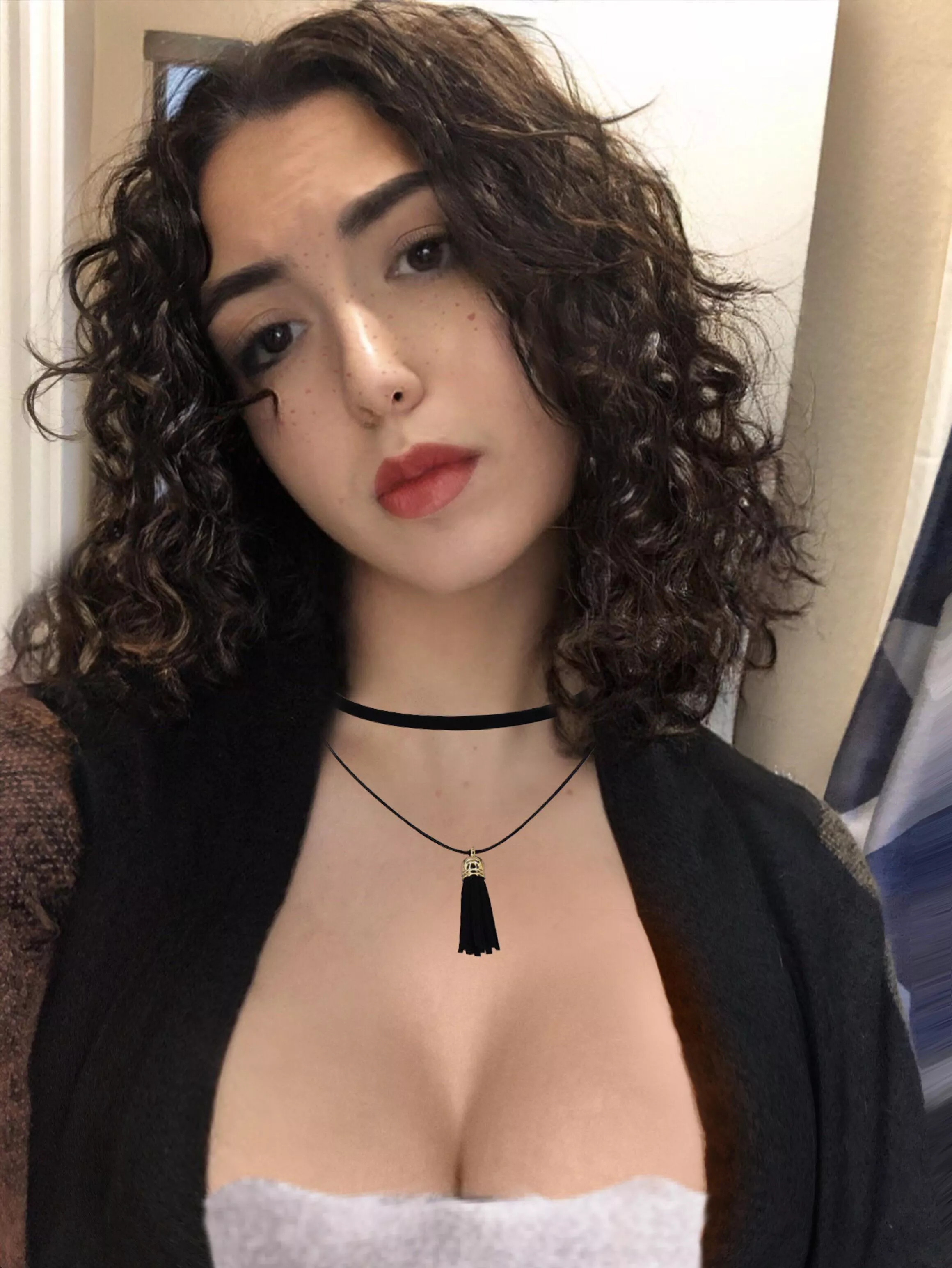 Hi. 😘