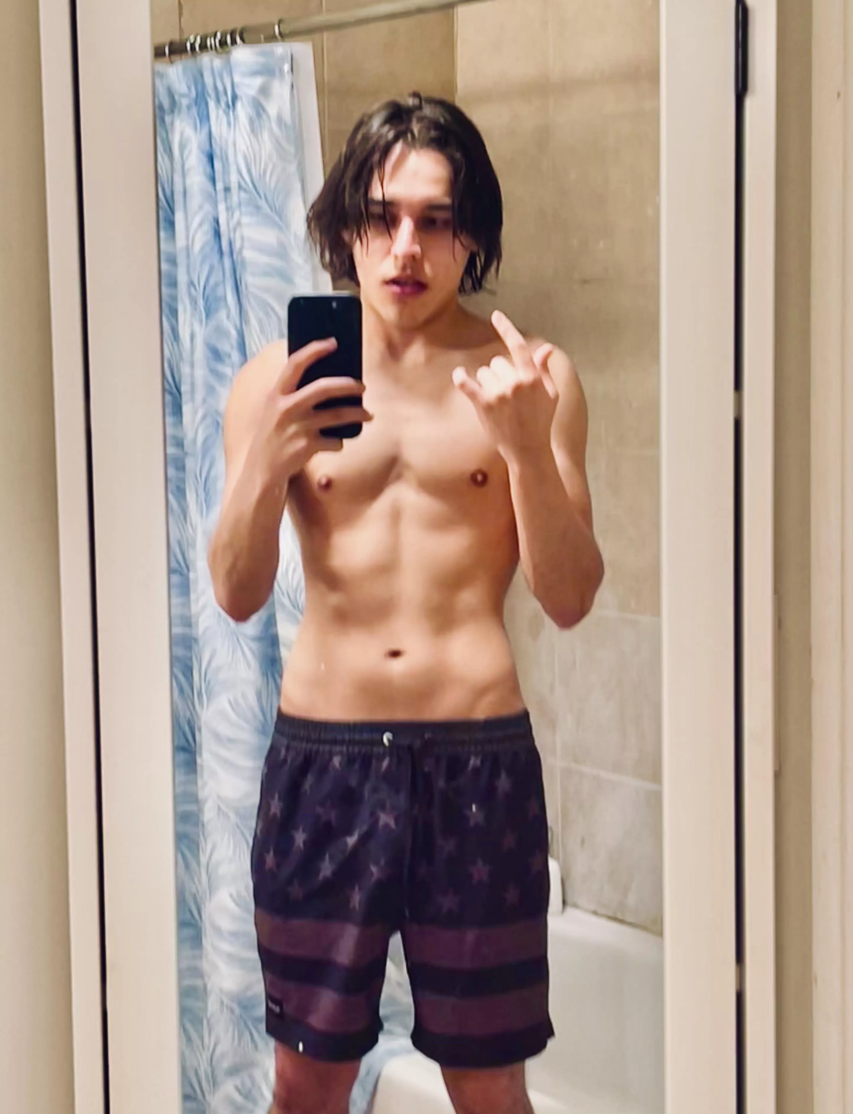 Hi :)