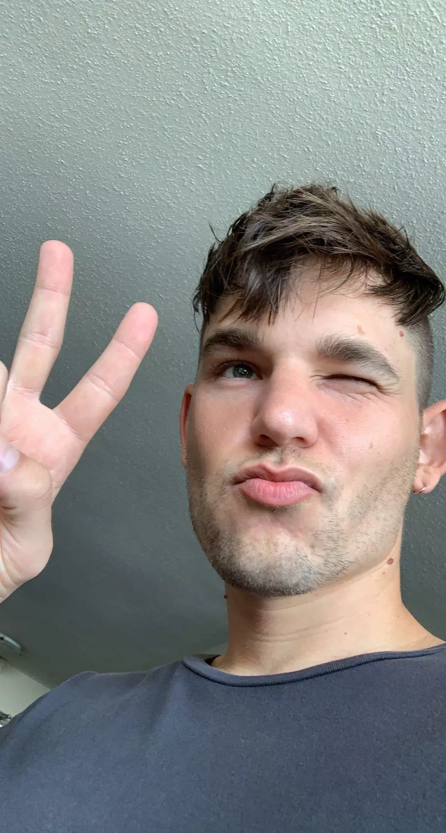 ✌️hi