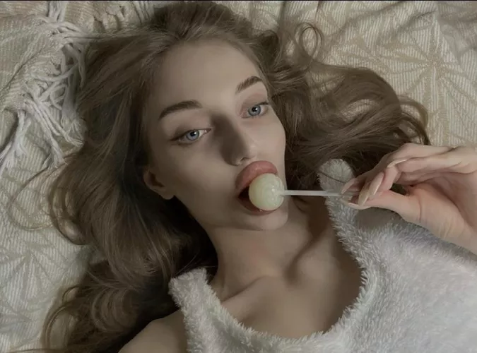 Hi, I wish u a playful mood🍭Link in bio